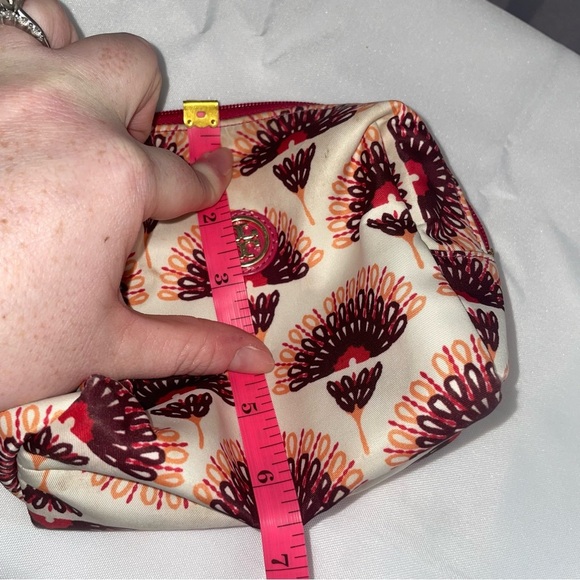 TORY BURCH SMALL FLORAL COSMETIC MAKEUP TOILETRY CASE BAG CREAM PLUM MAGENTA - Picture 10 of 10